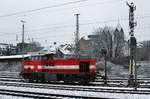 Auf den ersten Blick ist nicht zu erkennen, dass es sich bei der V 149 von Captrain, die am 30.01.2019 in Düsseldorf-Rath mit der St.