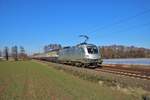 HUPAC 182 601-5 und Centralbahn 1142 704-6 mit 16 Centralbahnwagen als Krokus Express am 16.02.19 bei Bruchköbel (Main Kinzig Kreis)