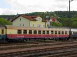 BFS Brgerbahn D-CBB 56 80 88-70003-0 WRm in einem AKN-Sonderzug aus Kln, im Bf Meiningen; 04.09.2010