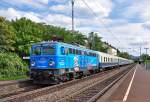 1042 520-8 bei der Durchfahrt durch Bonn-Oberkassel - 19.09.2010