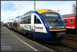 Neben dem  Kultur-Zug  Tw war heute auf der Lausitzbahn LB65 auch TW 617 mit der Mritz-Werbung unterwegs. Cottbus, Gl.3, 14.02.07.