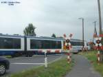 VT 616 am 09.07.2003 am Bahnbergang zwischen Zittau und Hirschfelde.