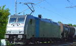 Rpool   185 717-6  [NVR-Number: 91 80 6185 717-6 D-Rpool] für CTL mit Kesselwagenzug am 07.05.18 Berlin-Wuhlheide. 