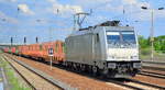 CTL Logistics GmbH mit der akiem Lok  186 264-8  [NVR-Number: 91 80 6186 264-8 D-AKIEM] und einem Güterzug Drehgestell-Flachwagen (leer) am 21.05.19 Durchfahrt Bf.