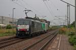 CTL Logistics ES 64 F4-209 zusammen mit akiem Mietlok Fret chen  37041 am 09.08.2013 als Lz durch den Bahnhof von Leuna Werke Nord gen Norden.