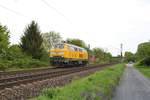 DB Bahnbaubaugruppe 218 449-7 am 02.05.19 in Maintal Ost 