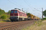 Mit dem Umbauzug  Büffel  am Haken rollte 232 550 der Bahnbaugruppe am 17.09.24 durch Greppin Richtung Dessau.