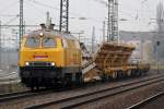 218 304-4 mit neuen Weichenteilen durchfährt Duisburg-Bissingheim 3.12.2014