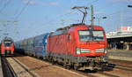 DB Cargo Deutschland AG mit  193 334  [NVR-Number: 91 80 6193 334-0 D-DB] mit einem Ganzzug polnischer Schüttgutwagen am 04.04.19 Bf.