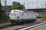 DB Cargo AG mit  193 366  [NVR-Nummer: 91 80 6193 366-2 D-DB] war den gesamten Tag zwischen Maschen und Hamburger Hafen unterwegs um Containerzüge zu holen und zu bringen, 06.08.19 Bahnhof