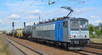 DB Cargo AG mit der Rpool  155 138-1  (NVR-Nummer: 91 80 6 155 138-1 D-Rpool) und gemischtem Güterzug Richtung Bahnhof Seddin am 12.09.19 Bahnhof Flughafen Berlin Schönefeld.