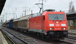 DB Cargo AG [D] mit  185 295-3  [NVR-Number: 91 80 6185 295-3 D-DB] und einem kurzen gemischten Güterzug am 10.03.20 Bf.