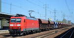 DB Cargo AG [D] mit  185 020-5  [NVR-Nummer: 91 80 6185 020-5 D-DB]und Schotterzug am 23.04.20 Bf.