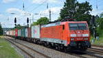 DB Cargo AG [D] mit  189 011-0  [NVR-Nummer: 91 80 6189 011-0 D-DB] und Containerzug am 15.06.20 Bf.