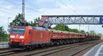 DB Cargo AG [D] mit  185 147-6  [NVR-Nummer: 91 80 6185 147-6 D-DB] und Schotterzug am 03.07.20 Bf.