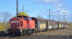 DB Cargo AG (D) mit  298 329-4  [NVR-Nummer: 98 80 3298 329-4 D-DB] und einigen Schiebewandwagen Richtung Rangierbahnhof Seddin am 05.11.20 Bf.