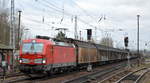 DB Cargo AG [D] mit  193 372  [NVR-Nummer: 91 80 6193 372-0 D-DB] und einem Ganzzug Schiebewandwagen Richtung Frankfurt/Oder am 19.11.20 Bf.