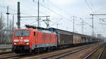 DB Cargo AG [D] mit  189 007-8  [NVR-Nummer: 91 80 6189 007-8 D-DB] mit Ganzzug Schiebewandwagen am 16.12.20 Durchfahrt Bf.