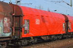 Drehgestell-Flachwagen mit Schiebeplane für Coil-Transporte der DB Cargo mit unbeschmierter Plane mit der Nr.