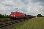 DB Cargo Bombardier Traxx 185 227-6 mit Mischer in Altheim bei Dieburg am 05.06.21