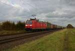 DB Cargo Bombardier Traxx 185 146-8 mit einen KLV Zug in Altheim bei Dieburg am 23.10.21