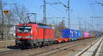 DB Cargo AG [D] mit  193 395  [NVR-Nummer: 91 80 6193 395-1 D-DB] und Containerzug am 22.03.22 Durchfahrt Bf.