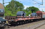 Drehgestell-Flachwagen mit Lademulden für Coils vom Einsteller DB Cargo mit der Nr.