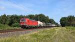 DB Cargo 193 378 mit gemischtem Güterzug in Richtung Hannover (Rohrsen, 02.08.2022).