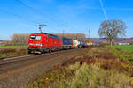 193 328 DB Cargo mit einem KLV-Zug bei Retzbach-Zellingen Richtung Würzburg, 18.11.2020