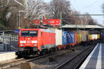 DBC 189021-9 auf der Hamm-Osterfelder Strecke am neuen S-Bahn Haltepunkt Herten(Westfl.) 22.12.2022