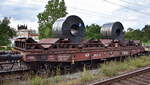 Drehgestell-Flachwagen mit Lademulden für Coils der DB Cargo mit der Nr.