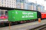 DB Cargo Containerwagen am 17.12.23 in Frankfurt am Main Hbf