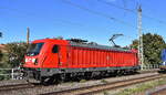 DB Cargo AG, Mainz mit ihrer  187 189  [NVR-Nummer: 91 80 6187 189-6 D-DB] am 15.10.24 Höhe Bahnhof Magdeburg Neustadt.