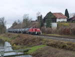 DB Cargo 294 594-7 ( 9880 3294 594-7 D-DB ) mit einem kurzen Kesselwagenzug bei Volkmannsdorf am 26.11.2024