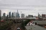 DB Fernverkehr ICE-T 411 xxx am 11.01.20 in Frankfurt am Main von der Camberger Brücke aus fotografiert vor der Skyline 