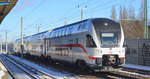 DB Fernverkehr mit dem IC 2177 aus Warnemünde mit  4110 611  Richtung Berlin Hbf.