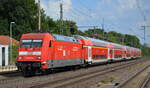 DB Fernverkehr AG [D] mit  101 121-2  [NVR-Nummer: 91 80 6101 121-2 D-DB] und einem PbZ am 25.08.22 Durchfahrt Bahnhof Niederndodeleben.