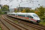 ICE 4652 (406 552-0) in Wuppertal, am 14.10.2022.