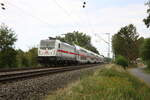 Am 3.9.2022 durcheilte 147 574 mit ihrem Doppelstock IC das Dorf Sythen auf dem Weg nach Köln.