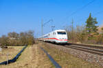 401 076 DB Fernverkehr  Geisenheim/Rheingau  als ICE 703 (Hamburg-Altona - München Hbf) bei Hirschaid, 24.03.2021