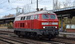 DB Fernverkehr AG, Frankfurt (Main) mit ihrer  218 839-9  (NVR:  92 80 1218 839-9 D-DB ) am 21.11.24 Höhe Bahnhof Schönefeld b.