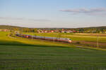 ICE 927 (Hamburg-Altona - Passau Hbf) trifft auf RB 58130 (Treuchtlingen - Würzburg Hbf) bei Oberdachstetten, 31.05.2021