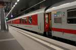 Speisewagen WRm 131.0 (CH-DB 61 85 88-94 605-2)im CNL 1258 nach Zrich in Berlin Hbf am 16.03.2012 in Berlin Hbf.