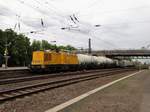 DB Netz Instandhaltung 203 312-4 mit Umkrautzug (aktiv) und 203 xxx am Ende am 06.05.17 in Mainz Bischofsheim von einen Gehweg aus fotografiert