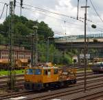 IFO (Instandhaltungsfahrzeug fr Oberleitungsanlagen) 703 009-1 der DB Netz AG am 10.07.2012 in Kreuztal.