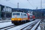 111 095-6  Lufthansa Express  DB im neuem Lack mit Dosto & 111 096 in Wuppertal Steinbeck und fuhr nach Münster, am 21.01.2024.