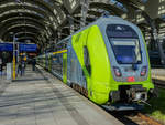 BR 445 025 mit RE 7 aus Hamburg in Kiel Hbf, 03.05.2018.