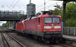 DB Regio AG mit ihrer 112 156-5 (NVR:  91 80 6112 156-5 D-DB ) am Haken von  182 006  [NVR-Nummer: 91 80 6182 006-7 D-DB] auf Dienstfahrt Richtung Bahnhof Berlin Lichtenberg am 04.07.24 Höhe