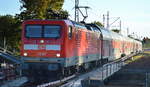 DB Regio Nordost mit  112 187  (NVR-Nummer  91 80 6112 187-0 D-DB ) als RE3 nach Schwedt (Oder) am 22.09.19 S-Bhf.