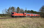 RE1 des Hanse-Express mit der 182 016-6 in Front, kurz vor der Einfahrt am Bahnhof Büchen.